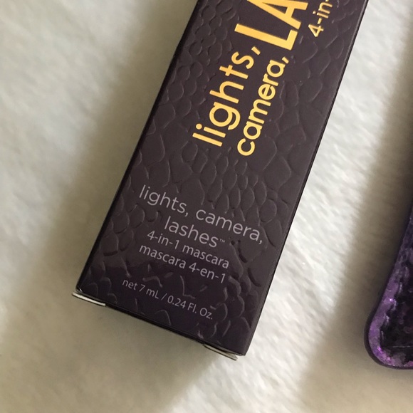 TARTE Lights camera lashes mascara 4 in 1 - Picture 3 of 3